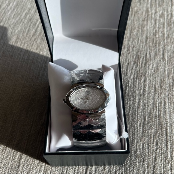 New $440 Roberto Cavalli Women's Multiface Swarovski Crystal Analog Watch - Picture 2 of 5